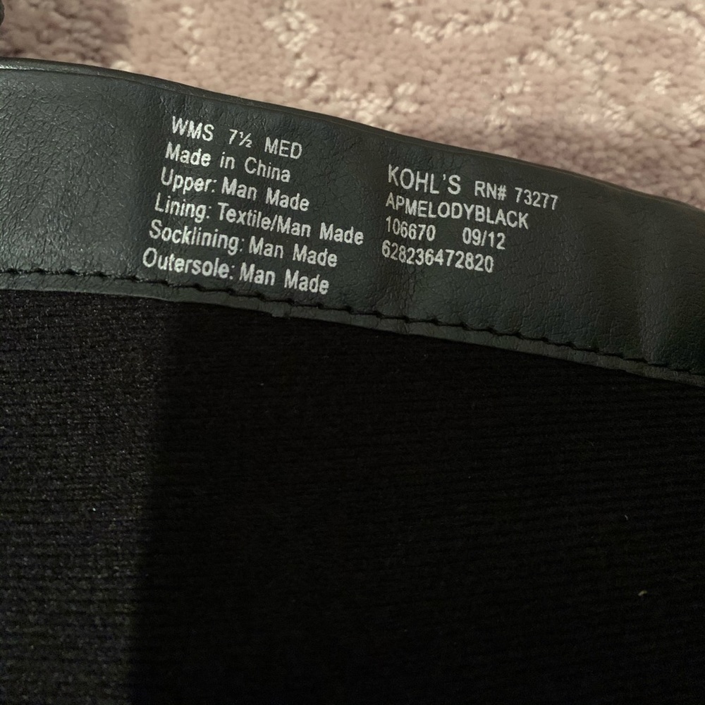 Boots - Picture 2 of 4